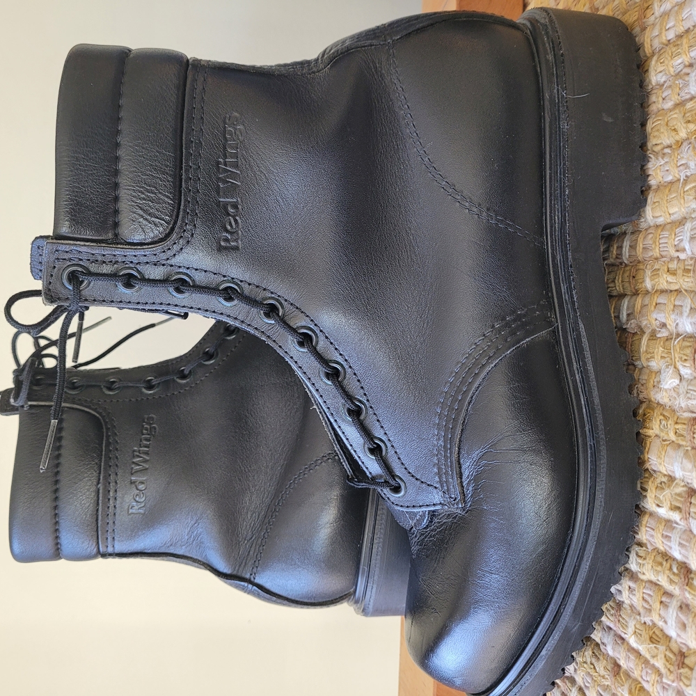 Vintage 1990s Red Wing 8107 Oil Resistant Size 8 EUC